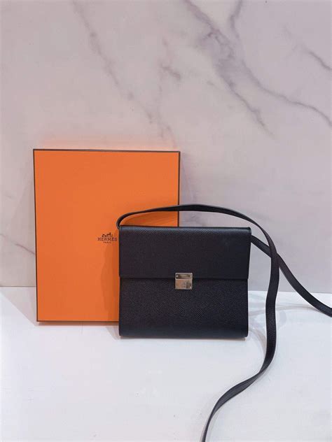 hermes clic wallet with strap|Pre.